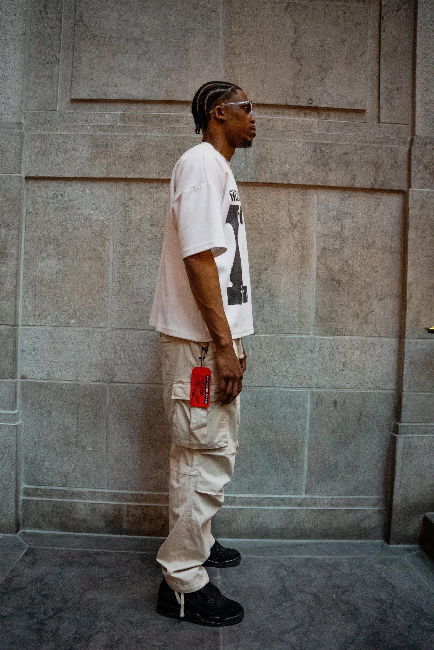 SX24 WHITE DROP TEE.