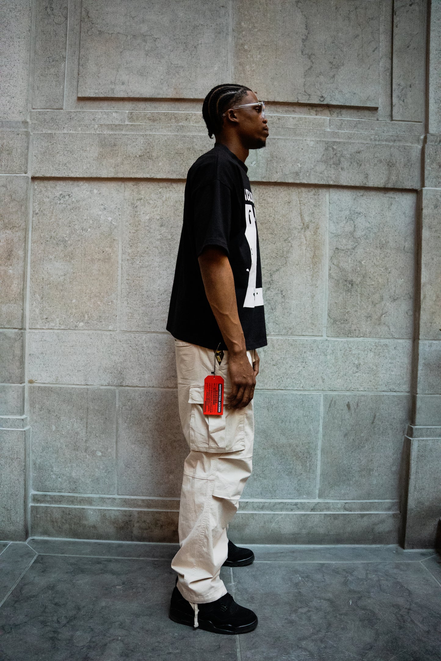 SX24 BLACK DROP TEE.