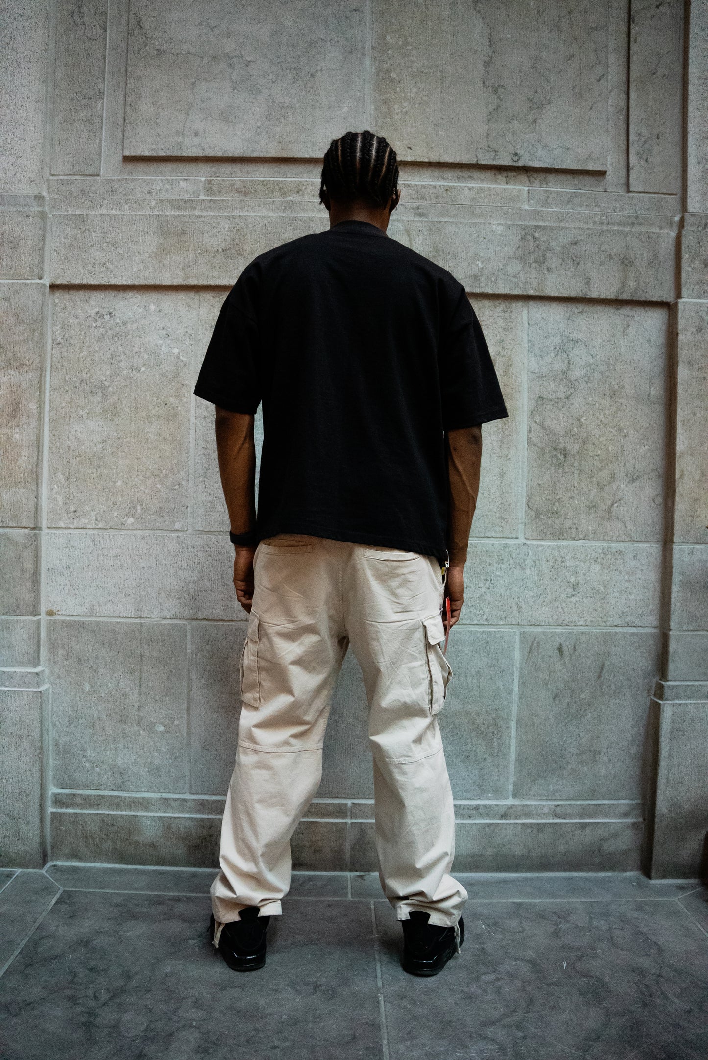 SX24 BLACK DROP TEE.